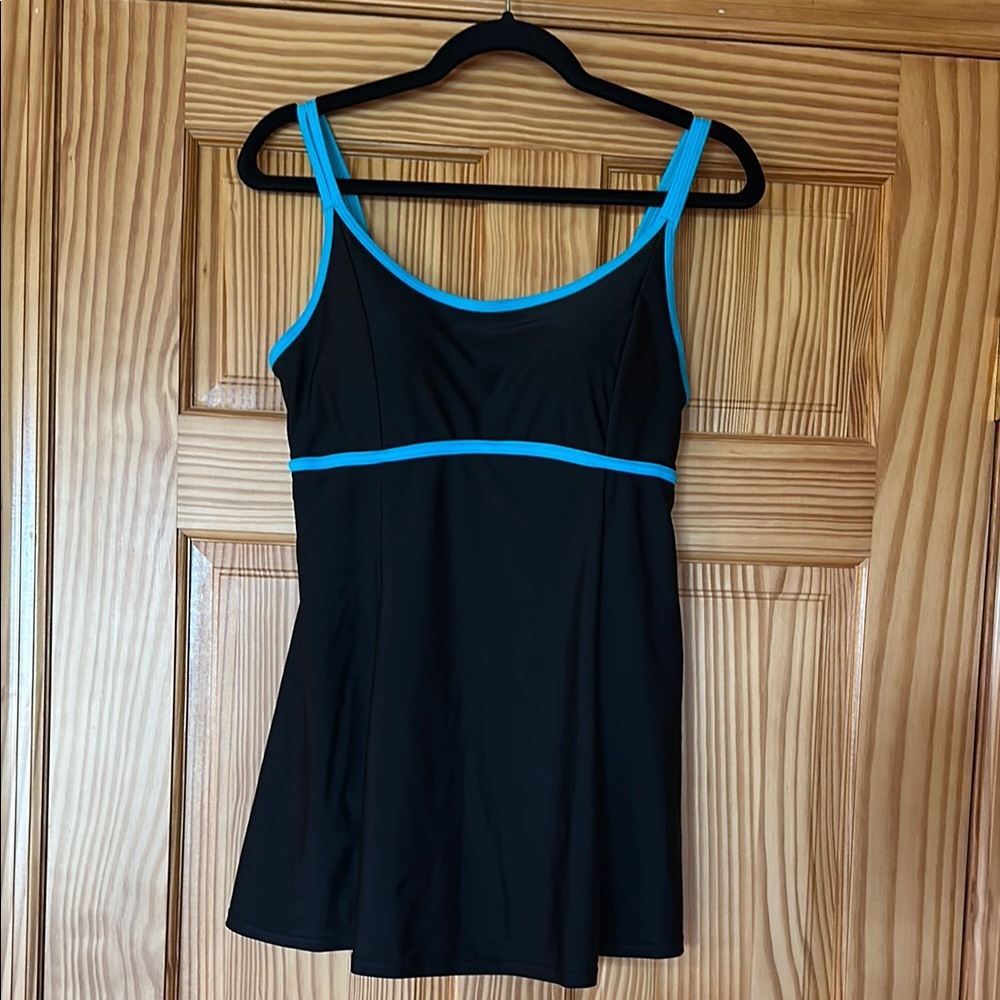 Love my Curves Women's Black and Blue Swimwear. One piece size 12 NWOT